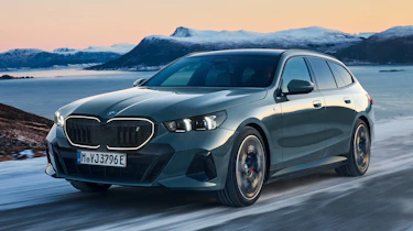 BMW 5 Series Touring front quarter
