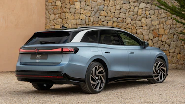 Volkswagen ID7 Tourer rear quarter