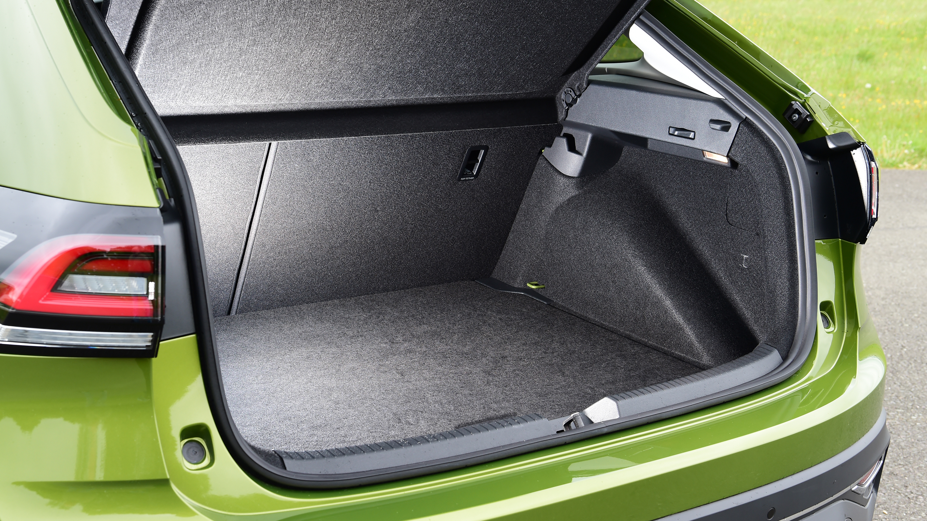 Volkswagen Taigo boot space