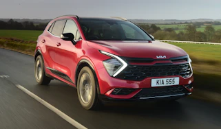 Kia Sportage drive front quarter