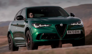 Alfa Romeo Stelvio Quadrifoglio front quarter dynamic