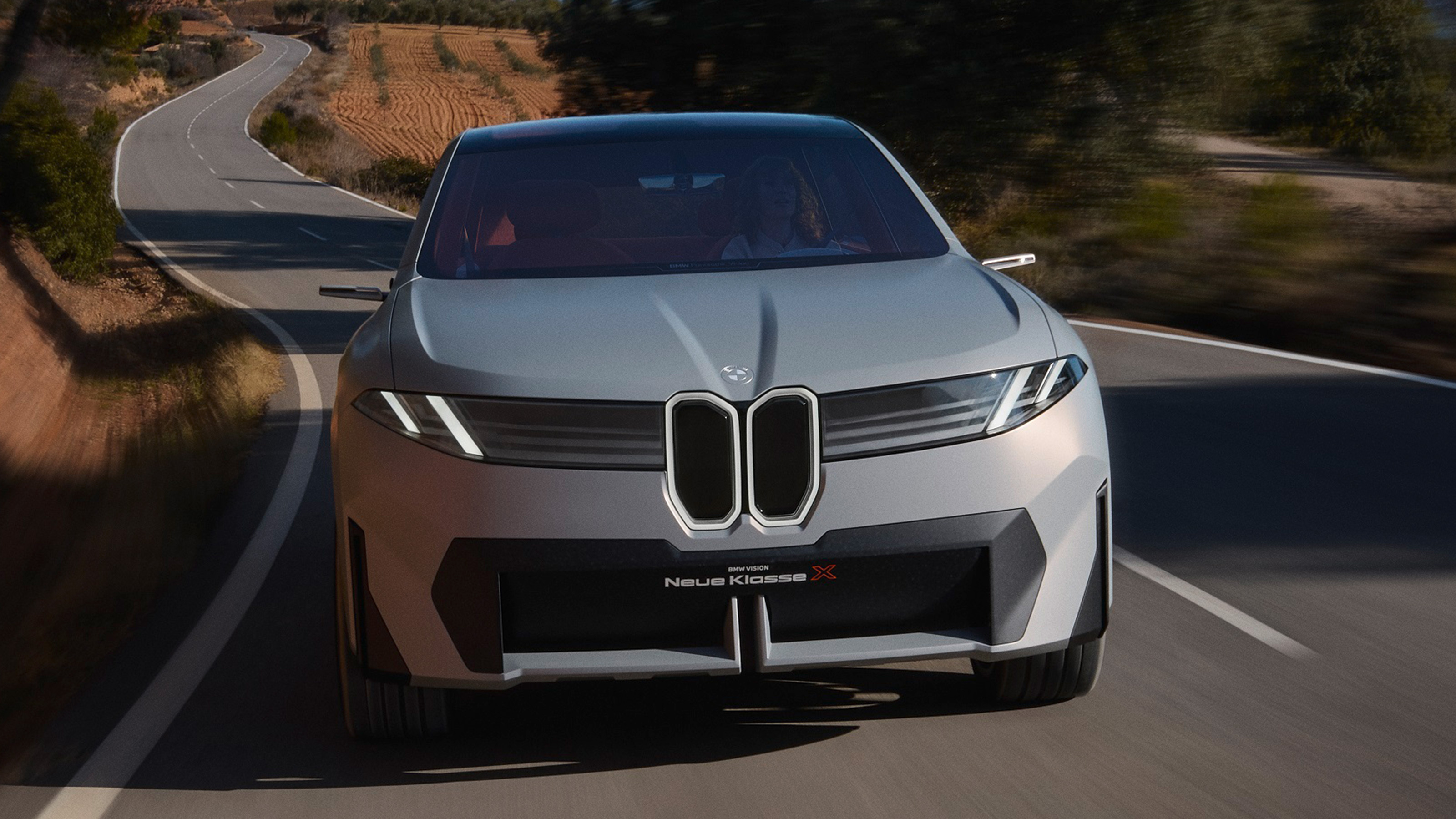 BMW Vision Neue Klasse X tracking front