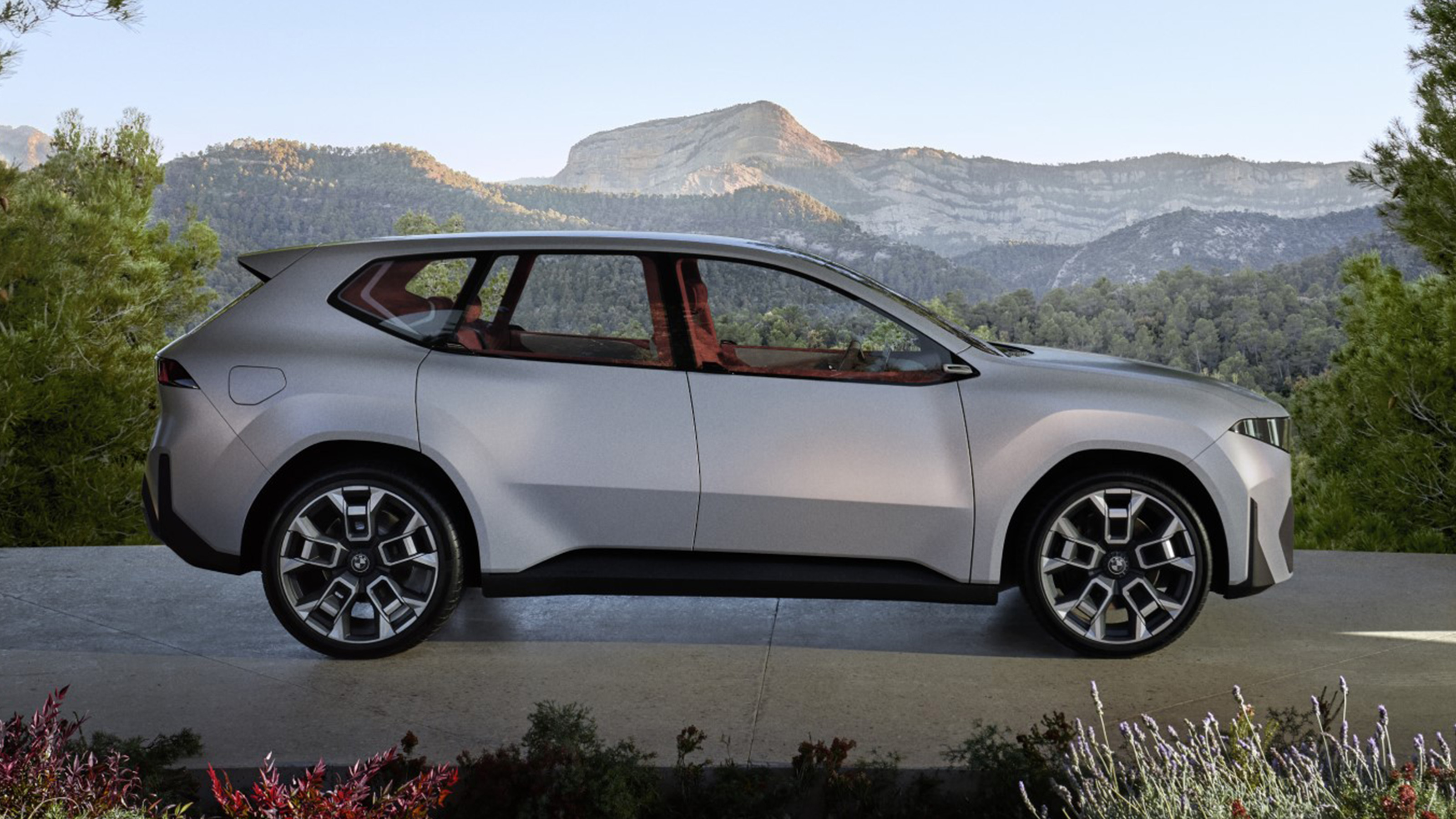 BMW Vision Neue Klasse X static side