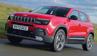 Jeep Avenger petrol front 3/4