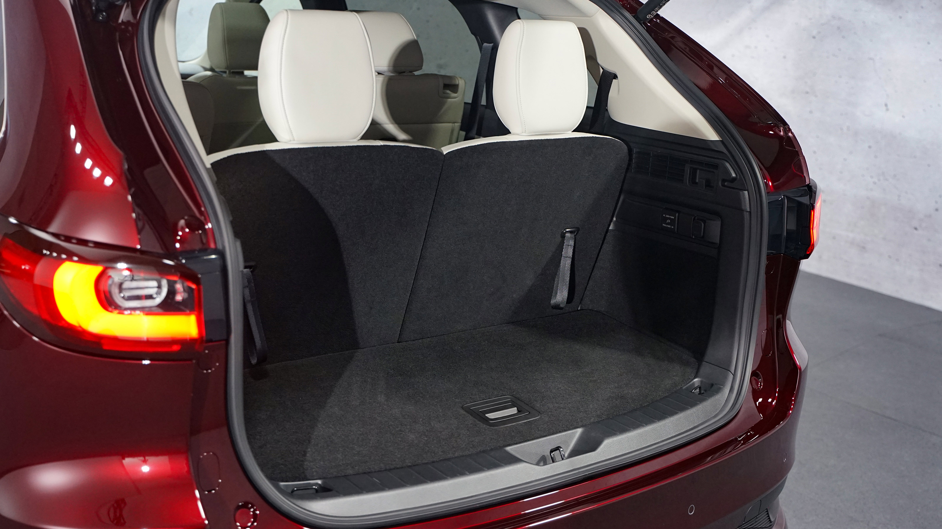 Mazda CX-80 boot