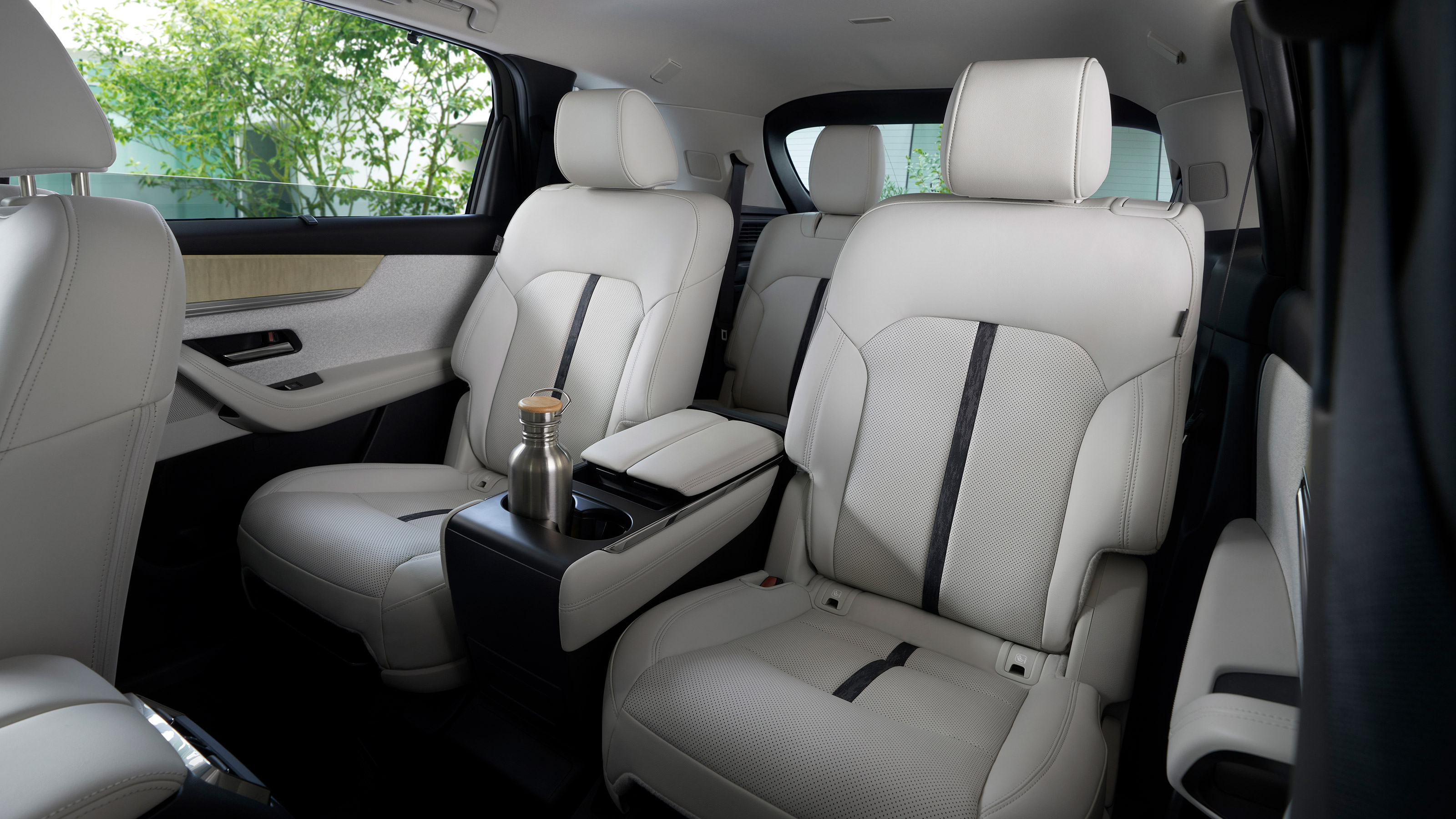 Mazda CX-80 rear seats