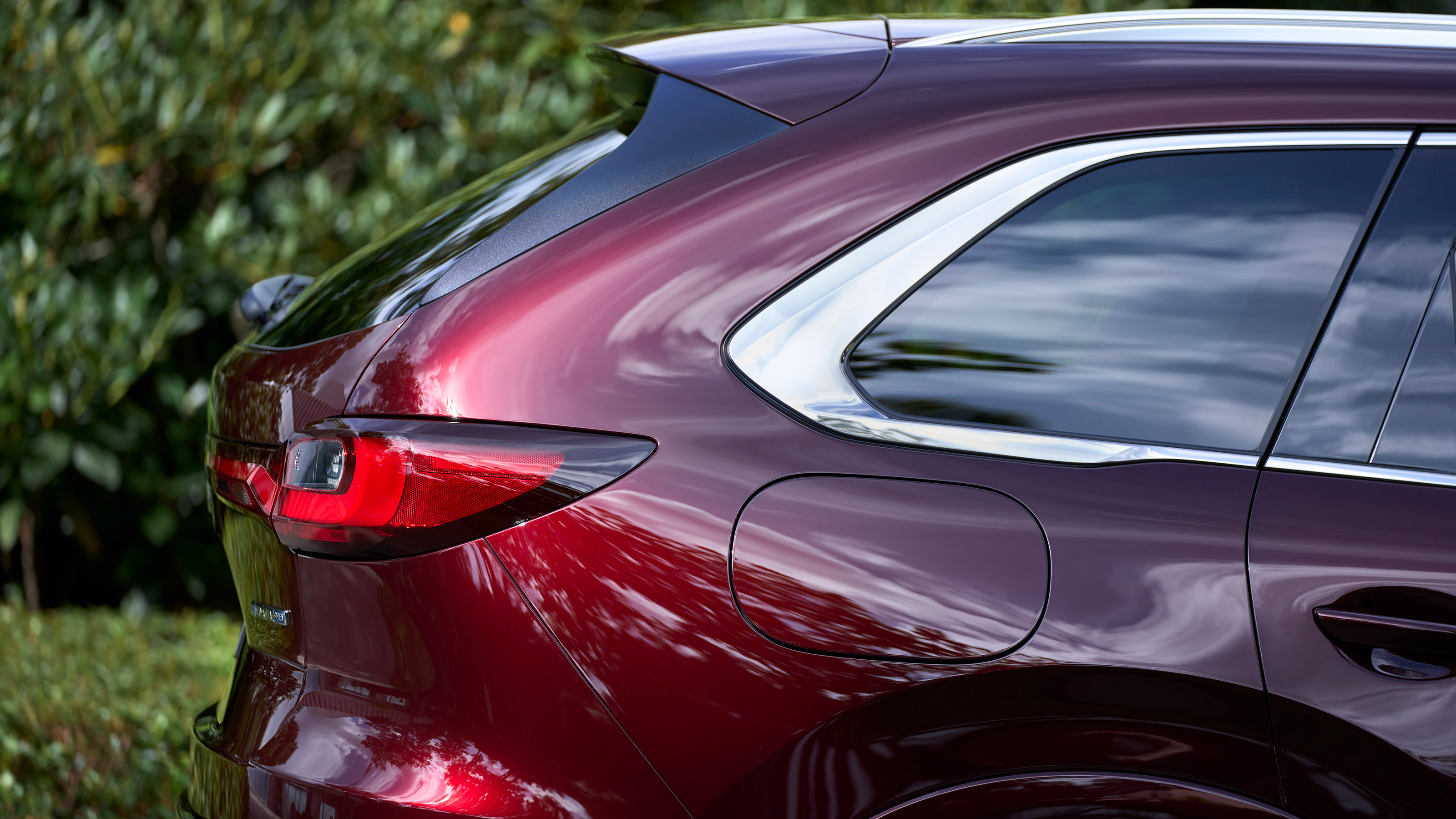 Mazda CX-80 rear window