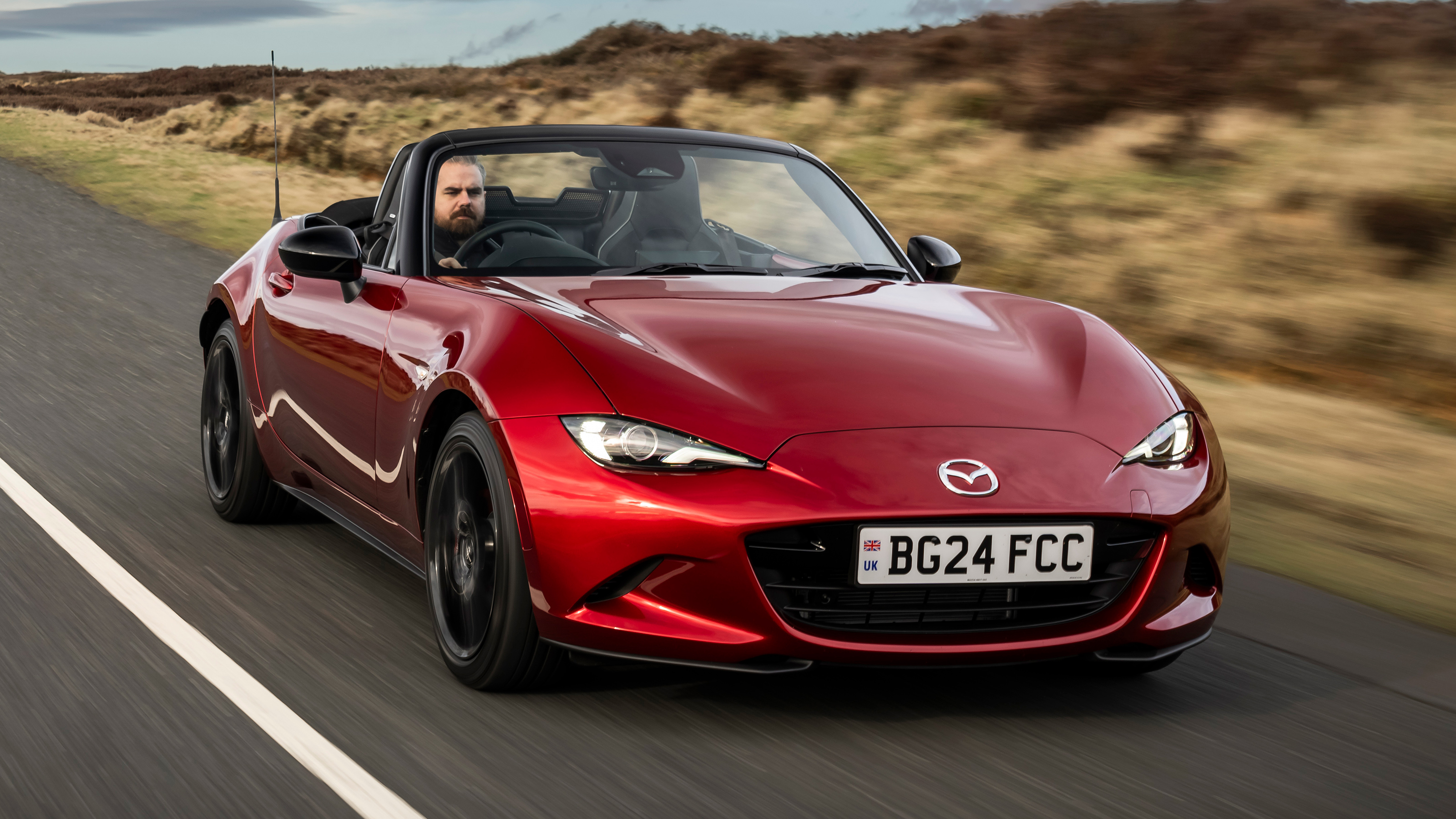 2024 Mazda MX-5 cruising