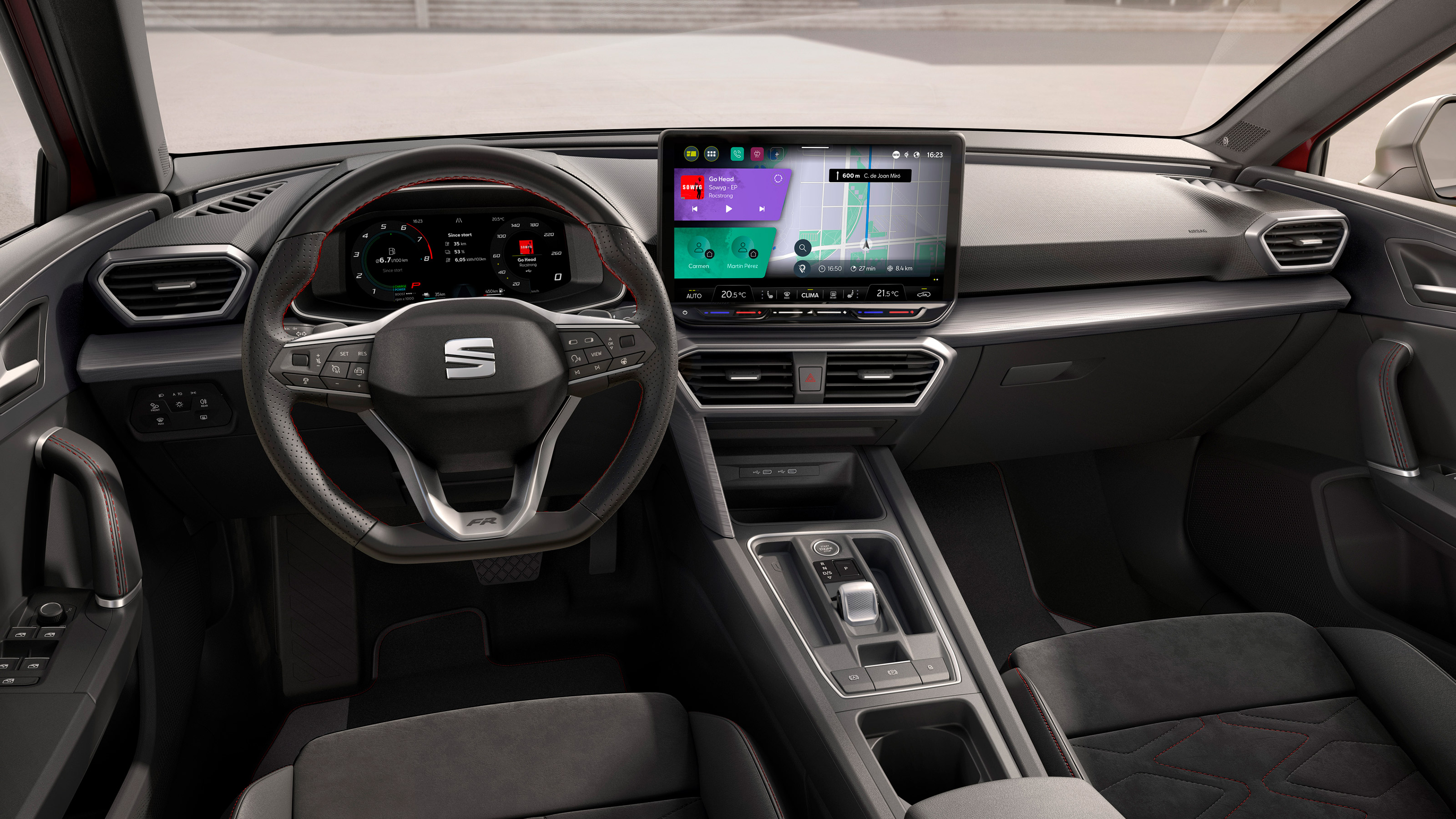 2024 SEAT Leon interior
