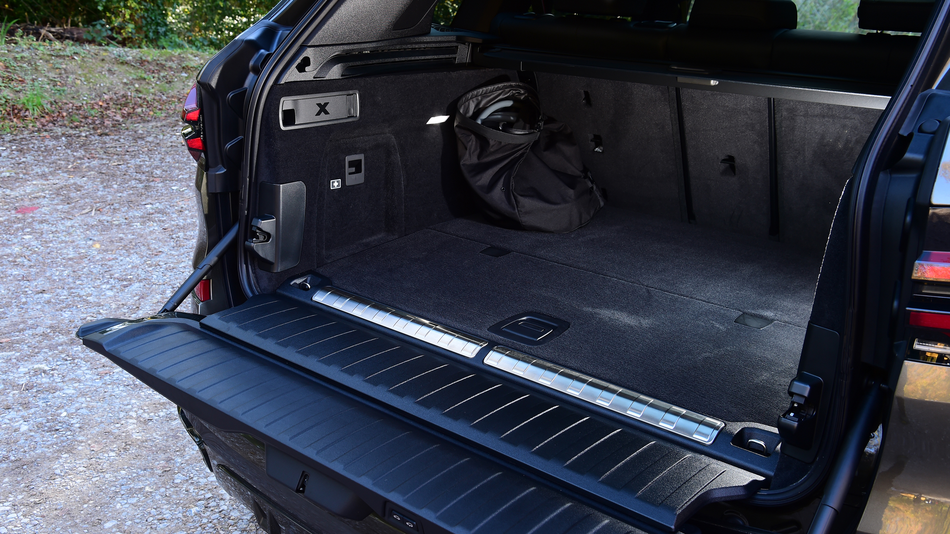 BMW X5 tailgate