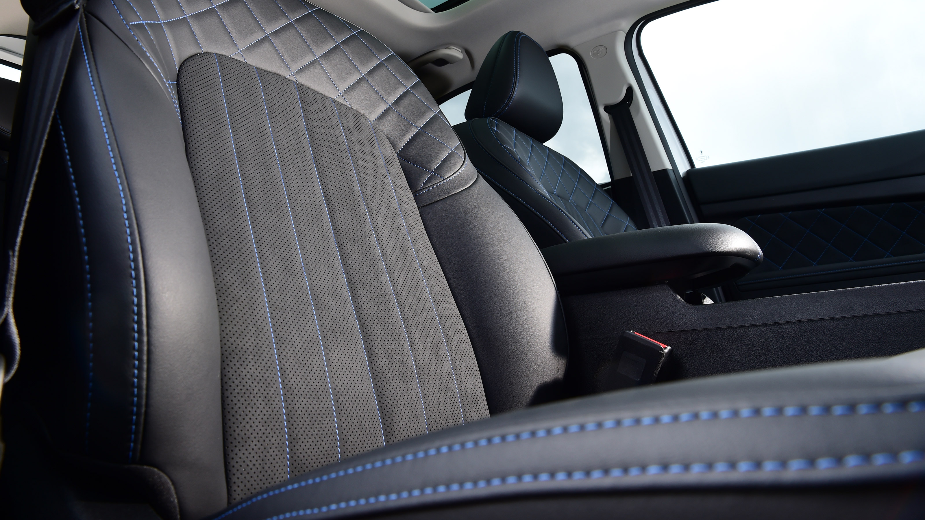 GWM Ora 03 front backrests