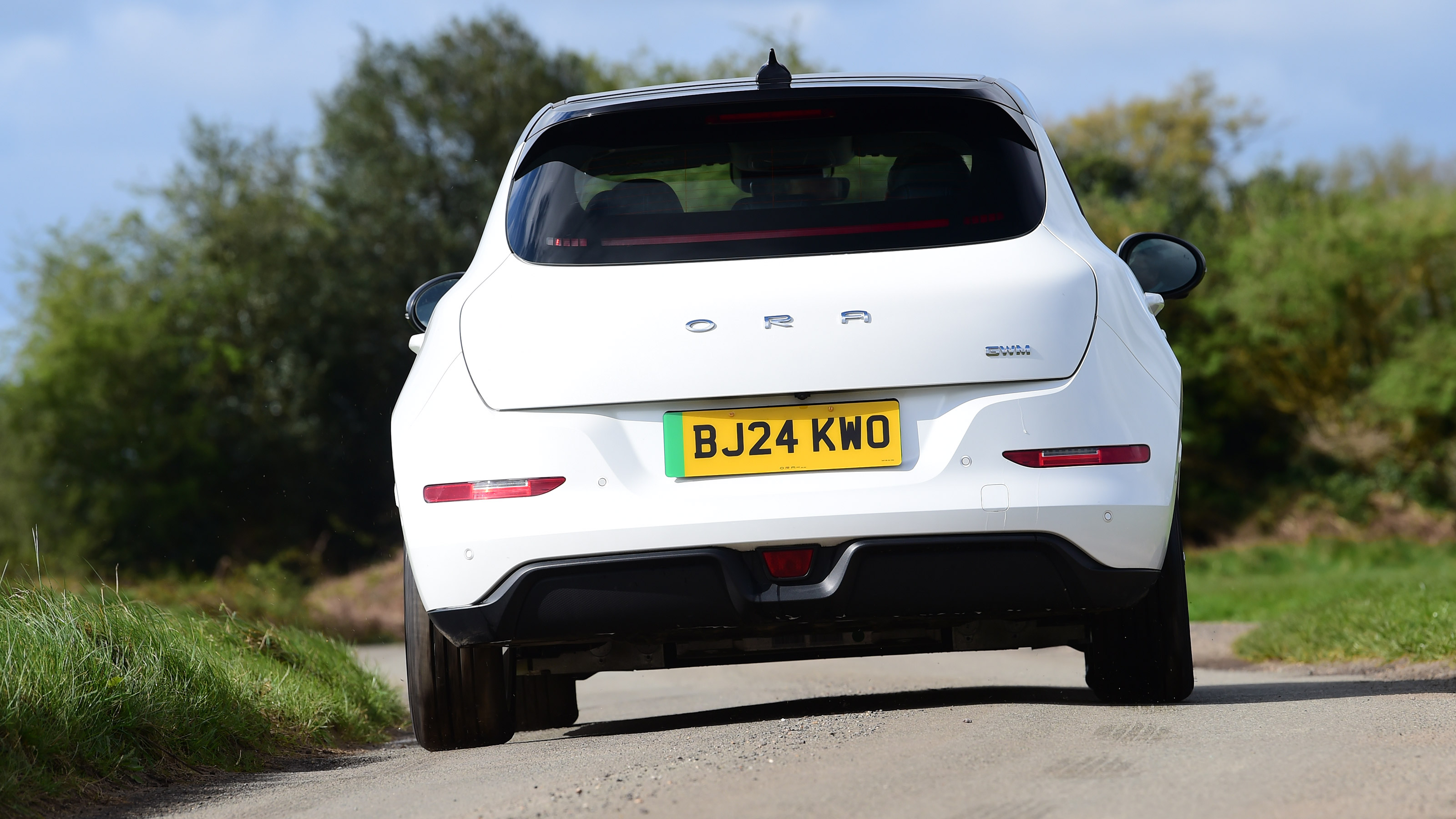 GWM Ora 03 rear handling