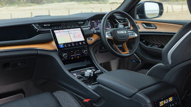Jeep Grand Cherokee interior