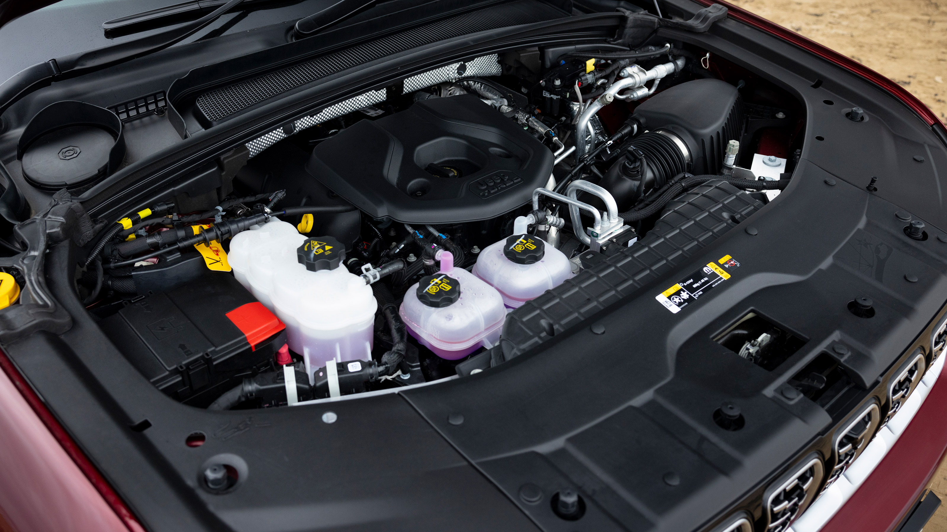 Jeep Grand Cherokee engine bay