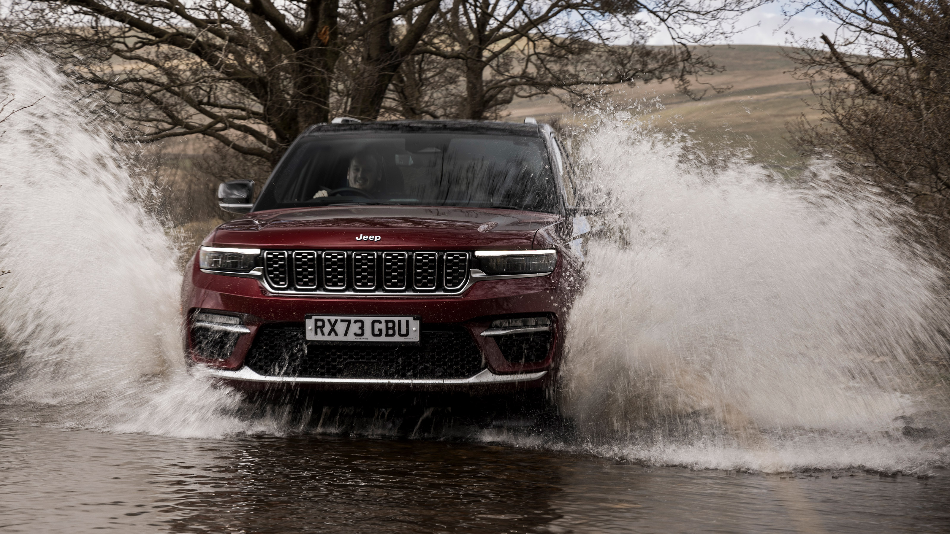 Jeep Grand Cherokee water splash