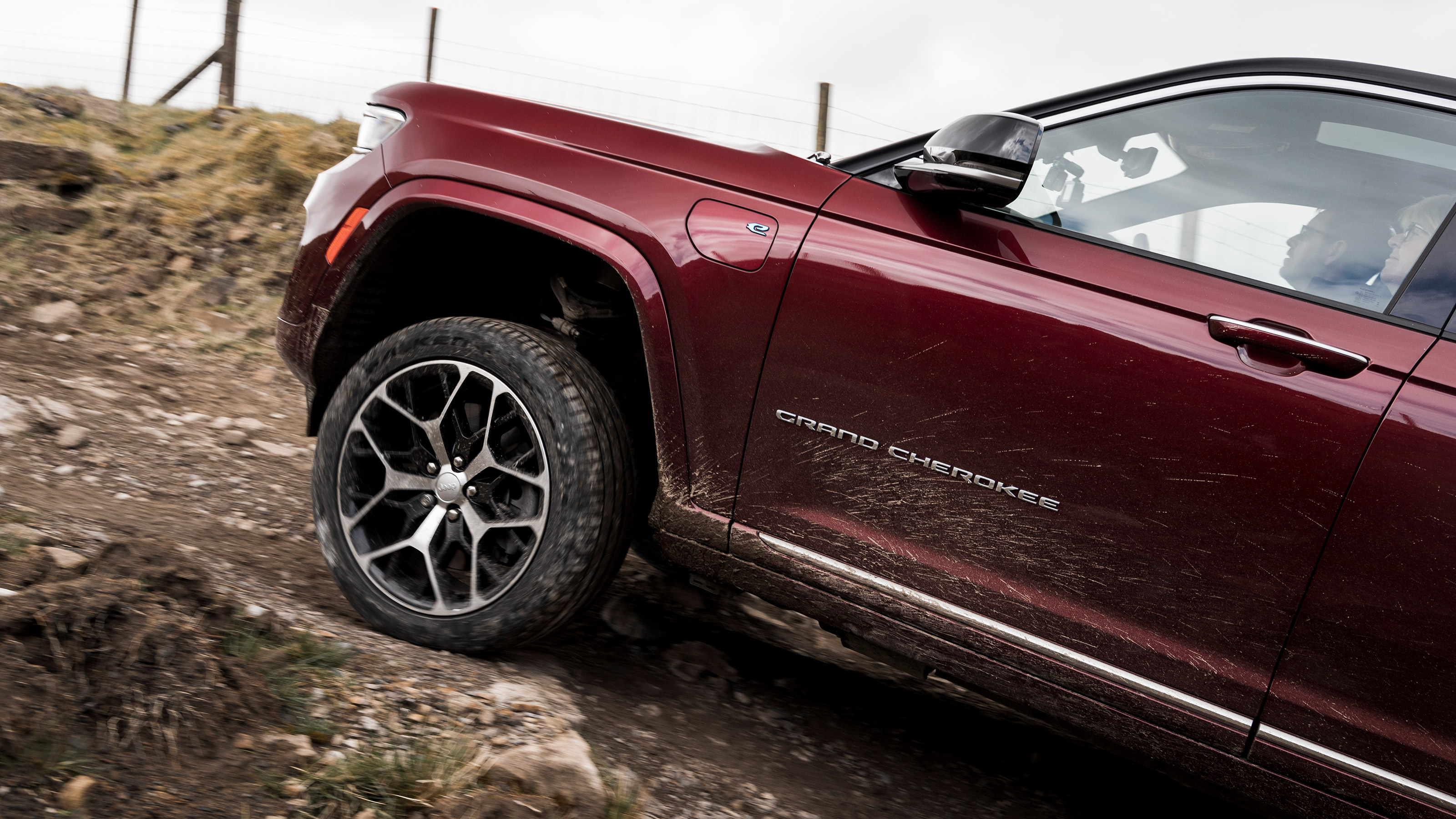 Jeep Grand Cherokee off-road
