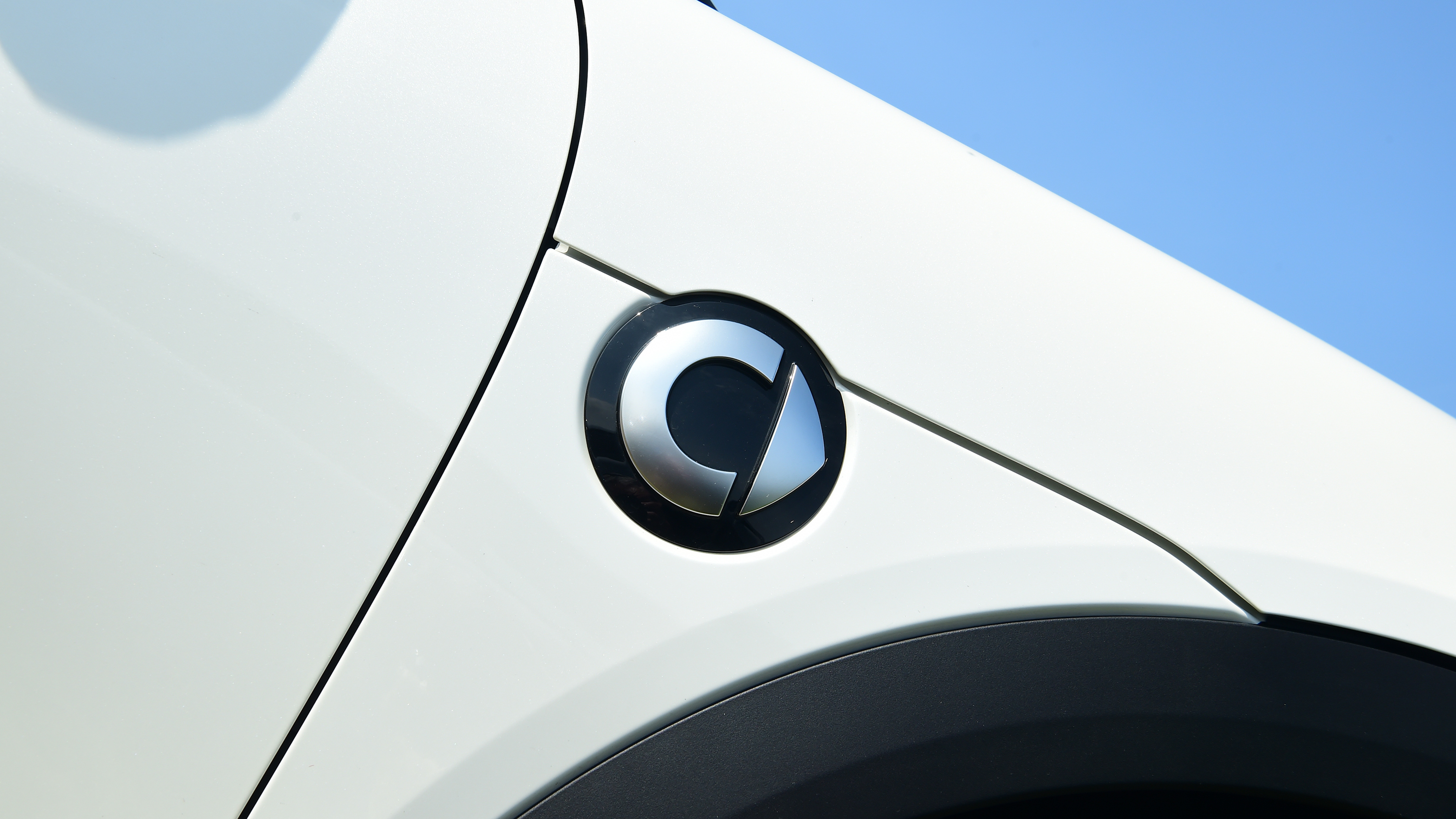 Smart #3 side badge