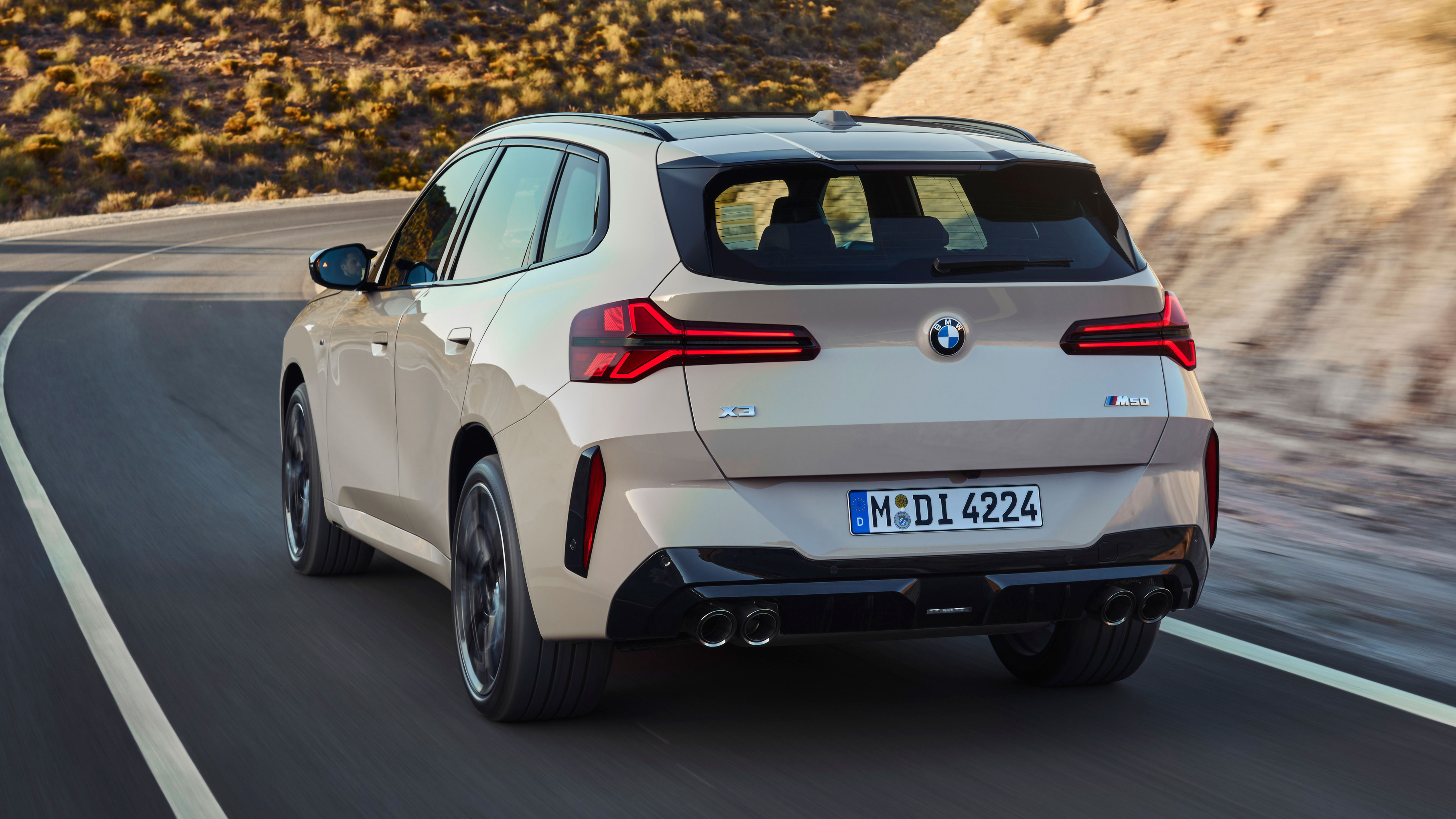 2024 BMW X3 rear quarter