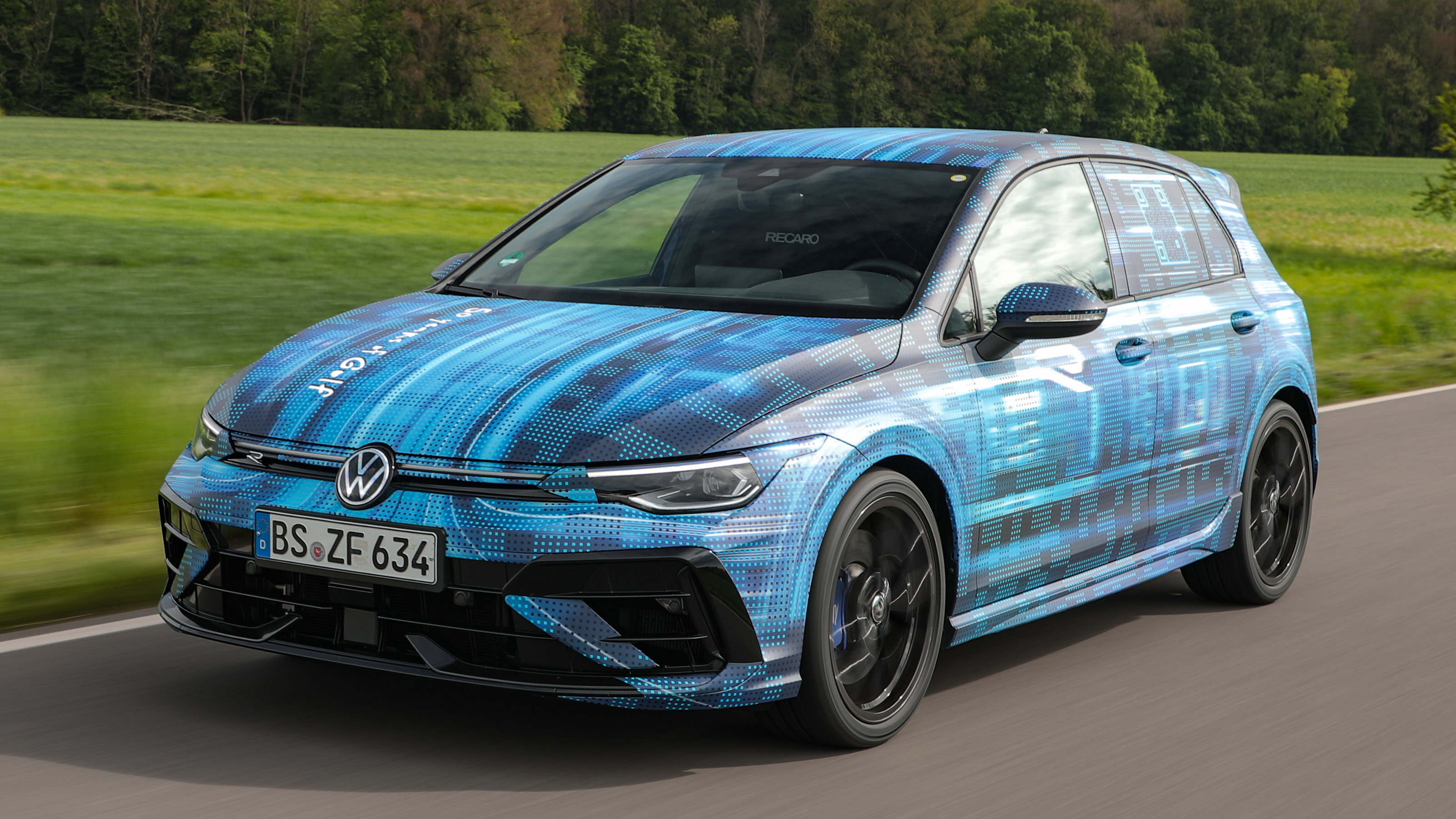 Volkwagen Golf R prototype front quarter