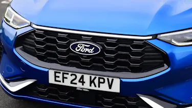 Ford Kuga facelift grille