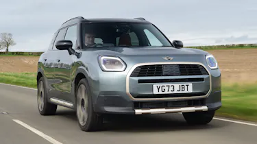 MINI Countryman front quarter driving