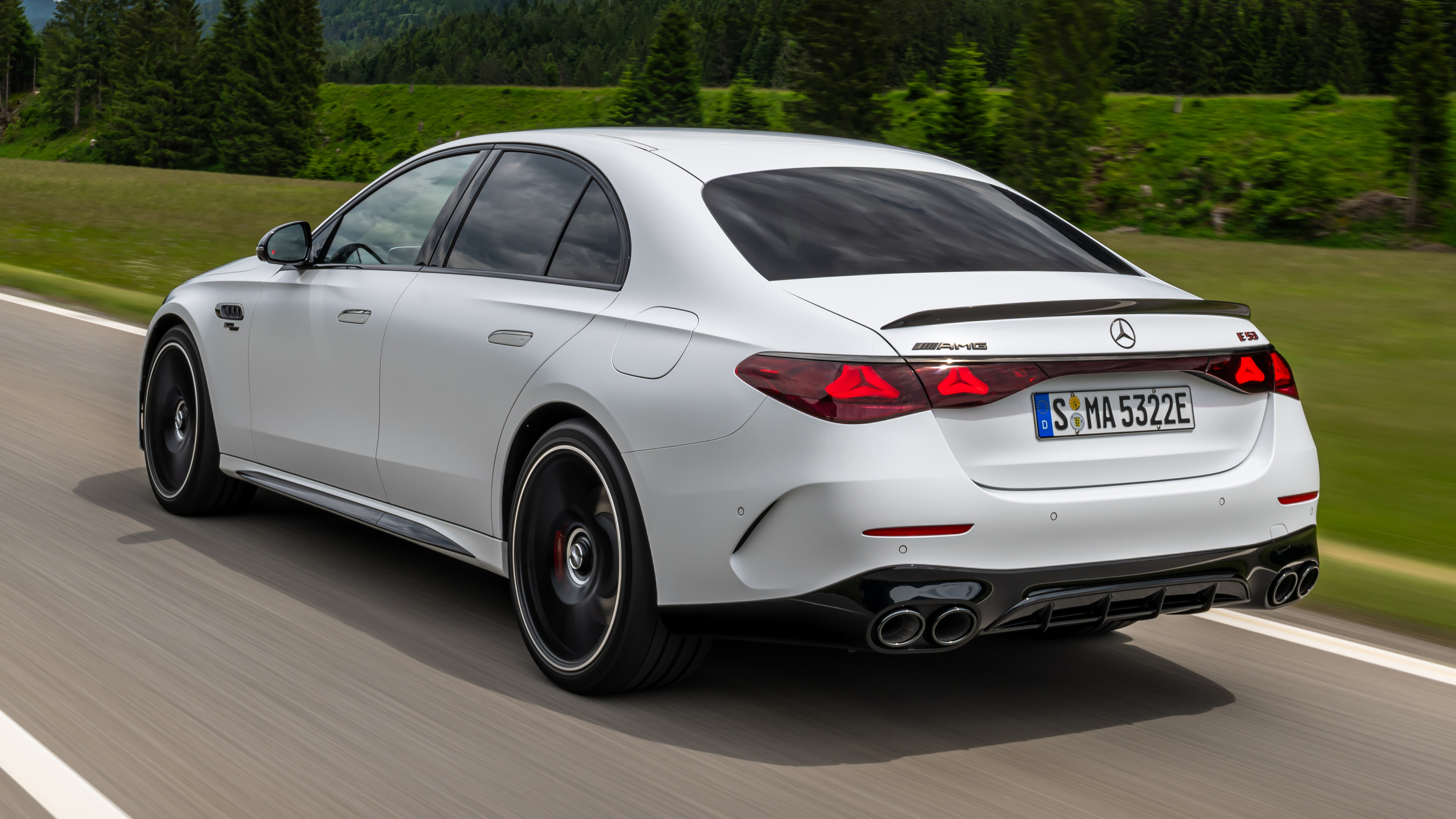 Mercedes AMG E 53 rear quarter dynamic