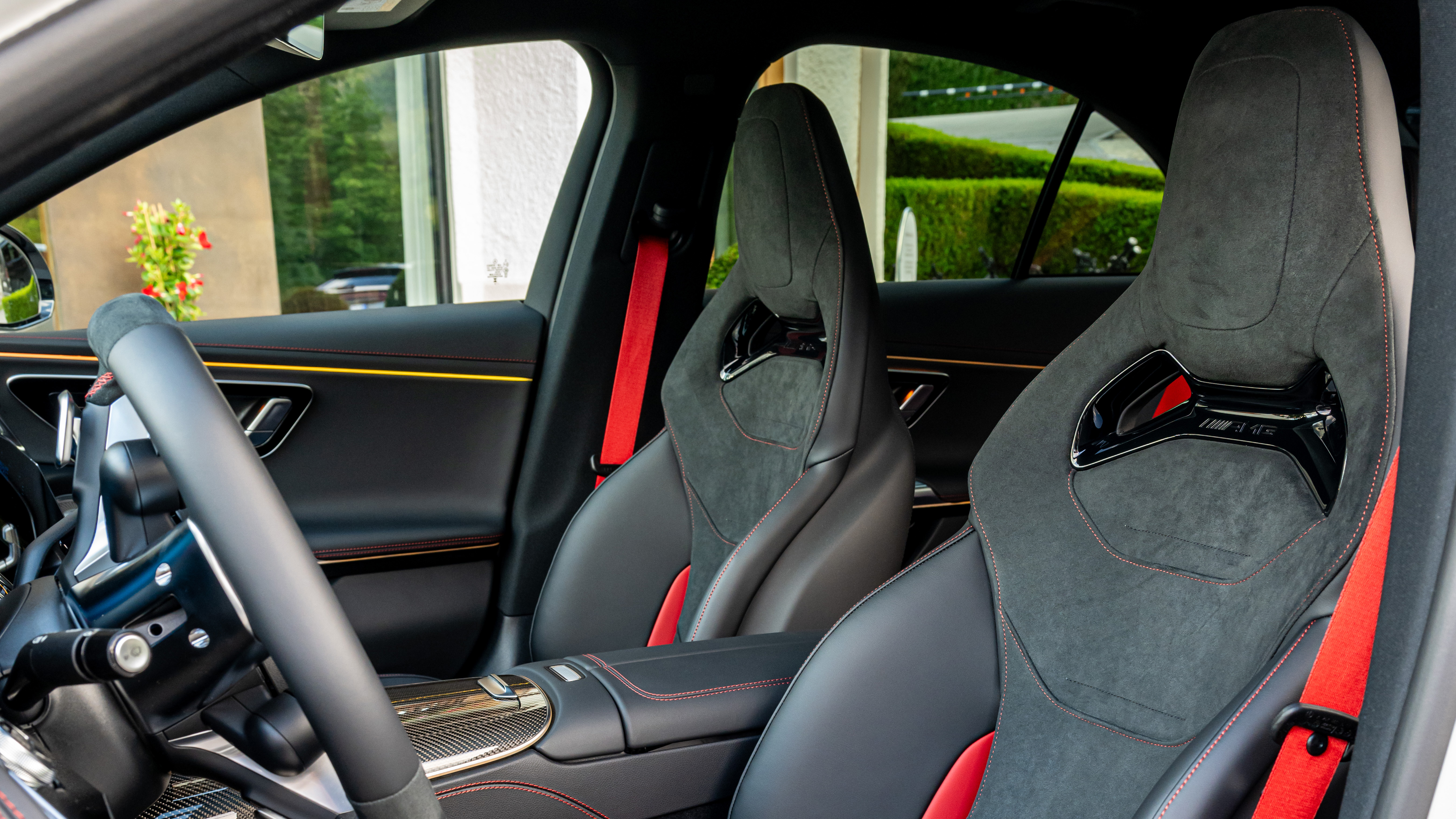 Mercedes AMG E 53 front seats