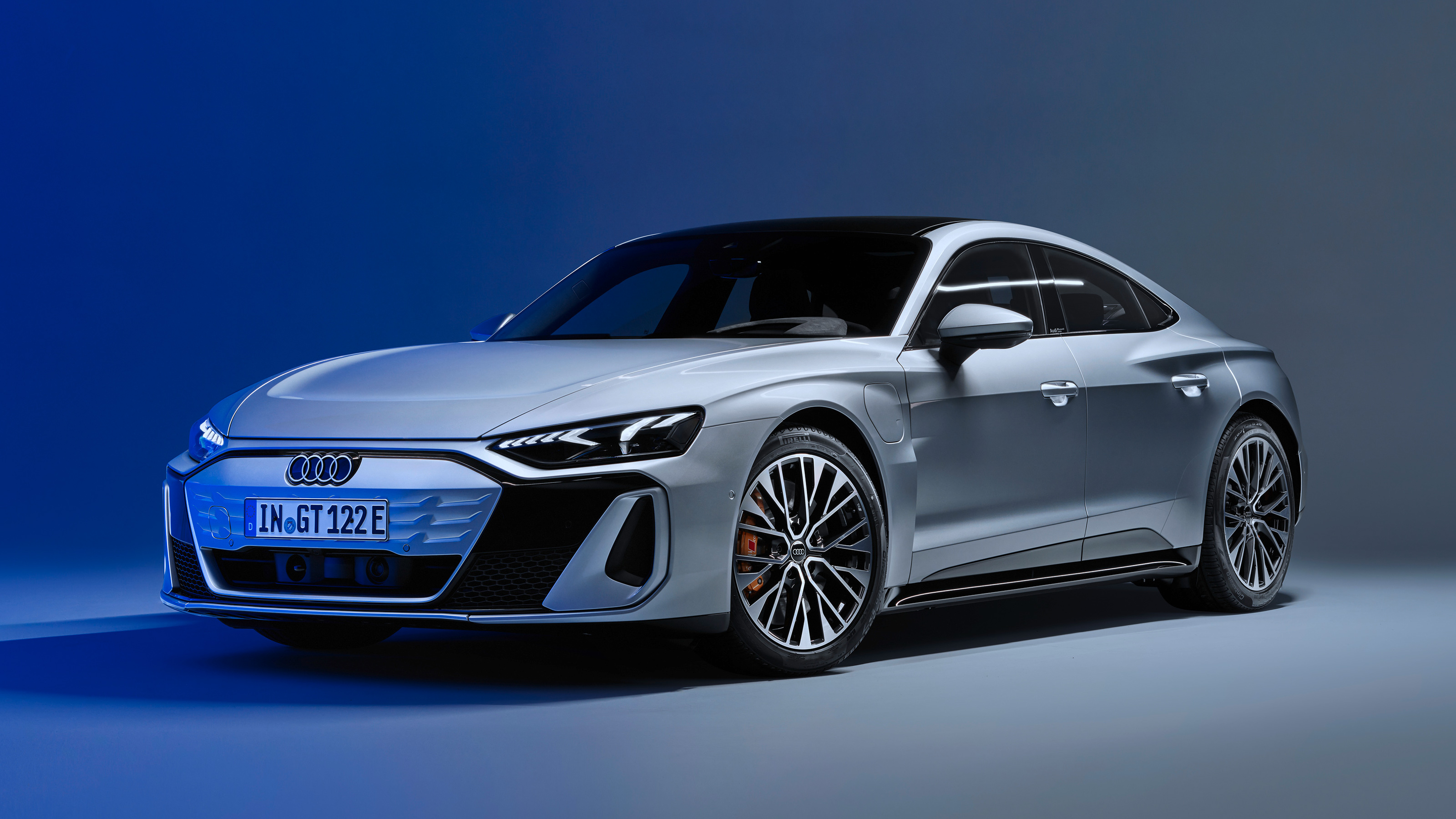 Audi S e-tron GT front quarter