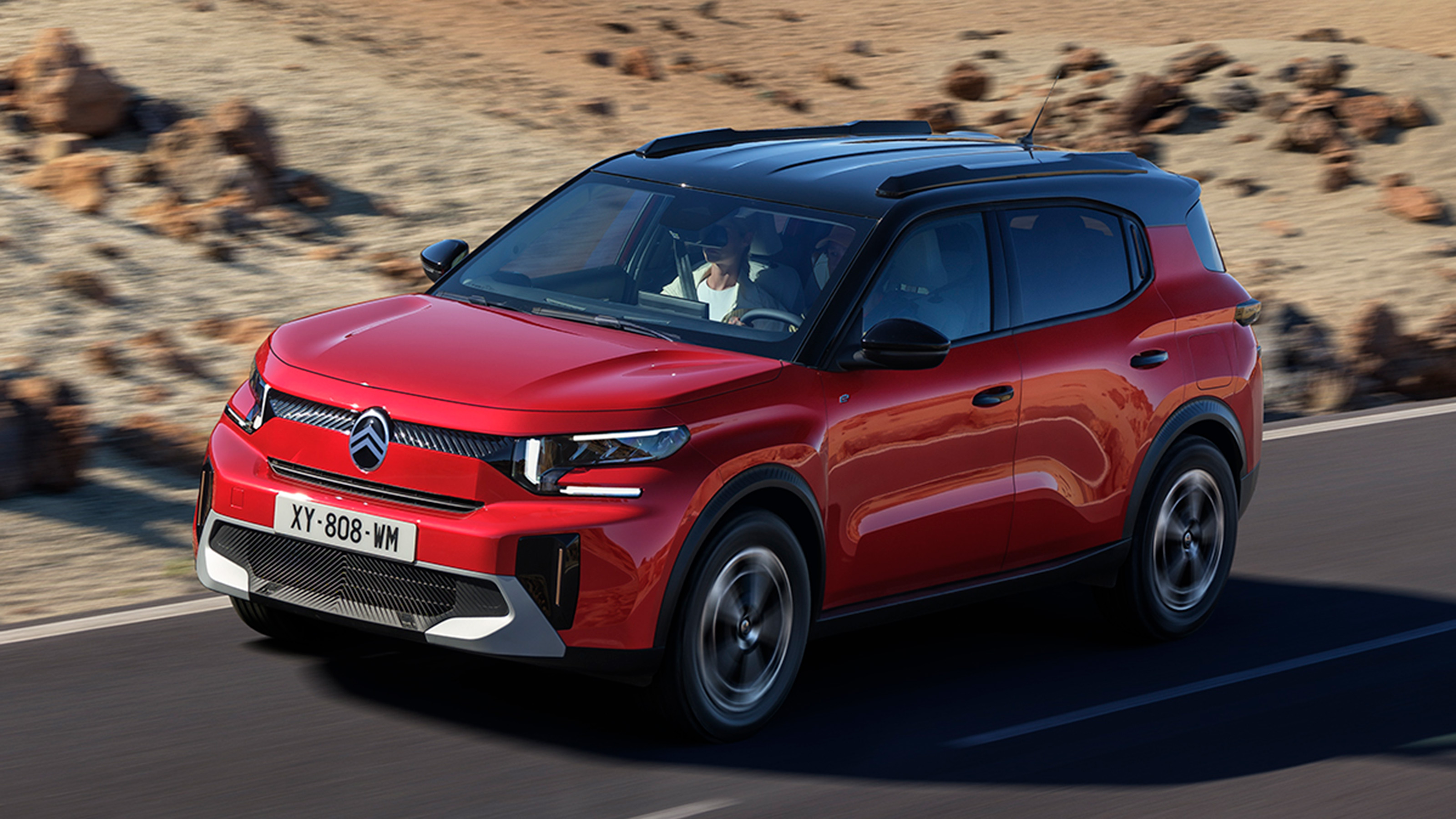 New Citroen C3 Aircross panning