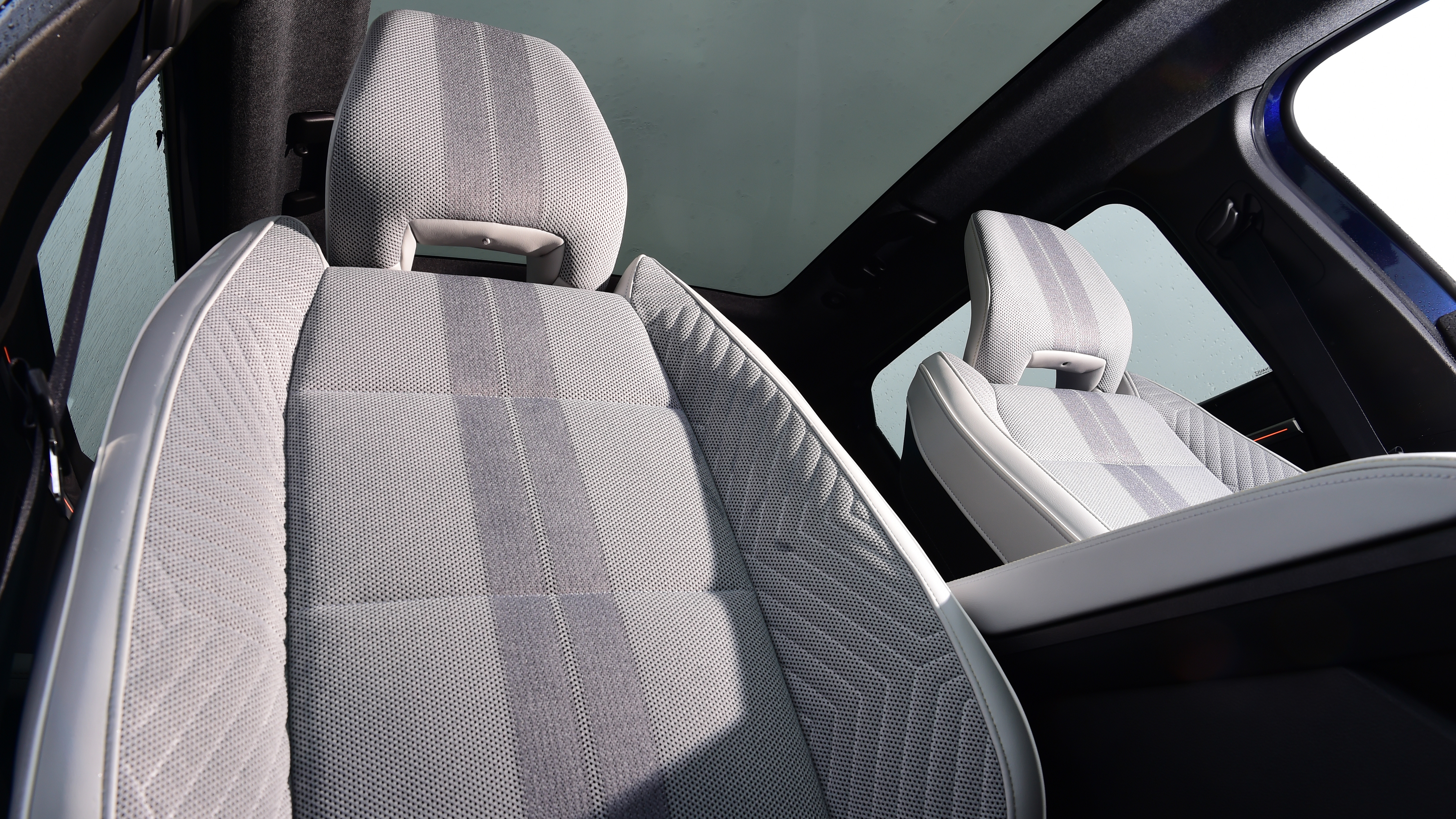 Renault Scenic front seats