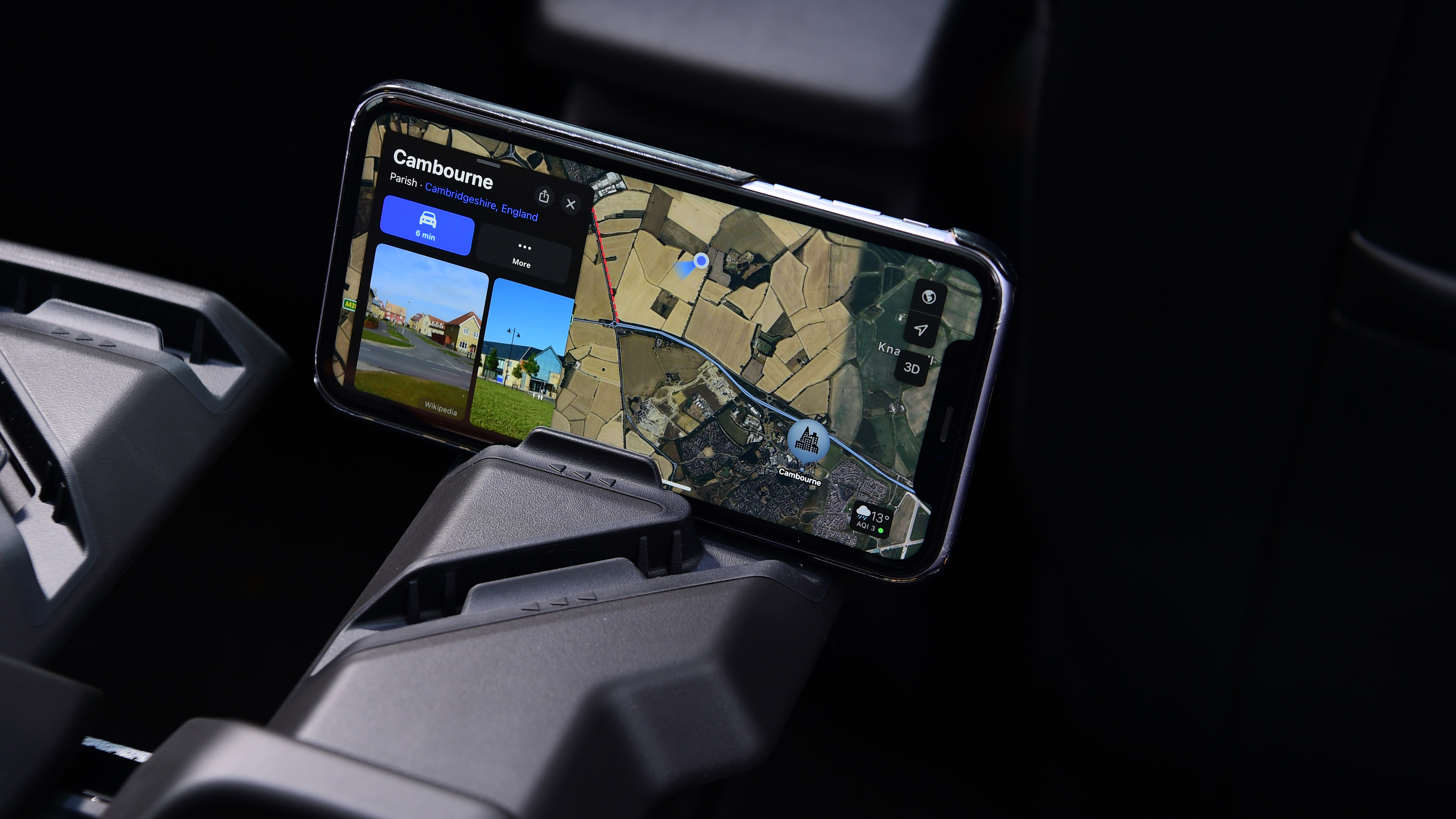 Renault Scenic phone holder