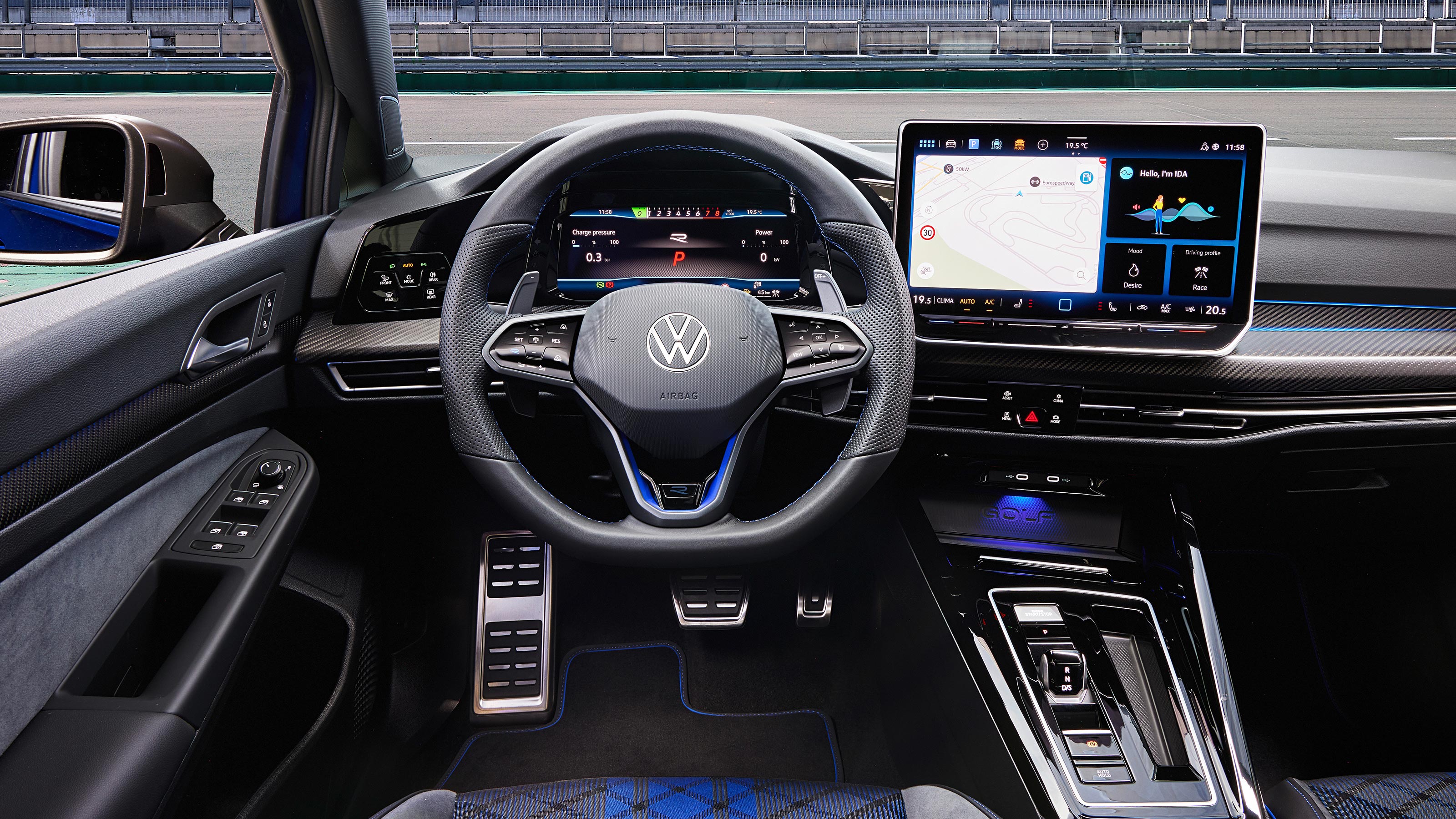 Volkswagen Golf R interior