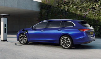 2024 Skoda Superb iV charging