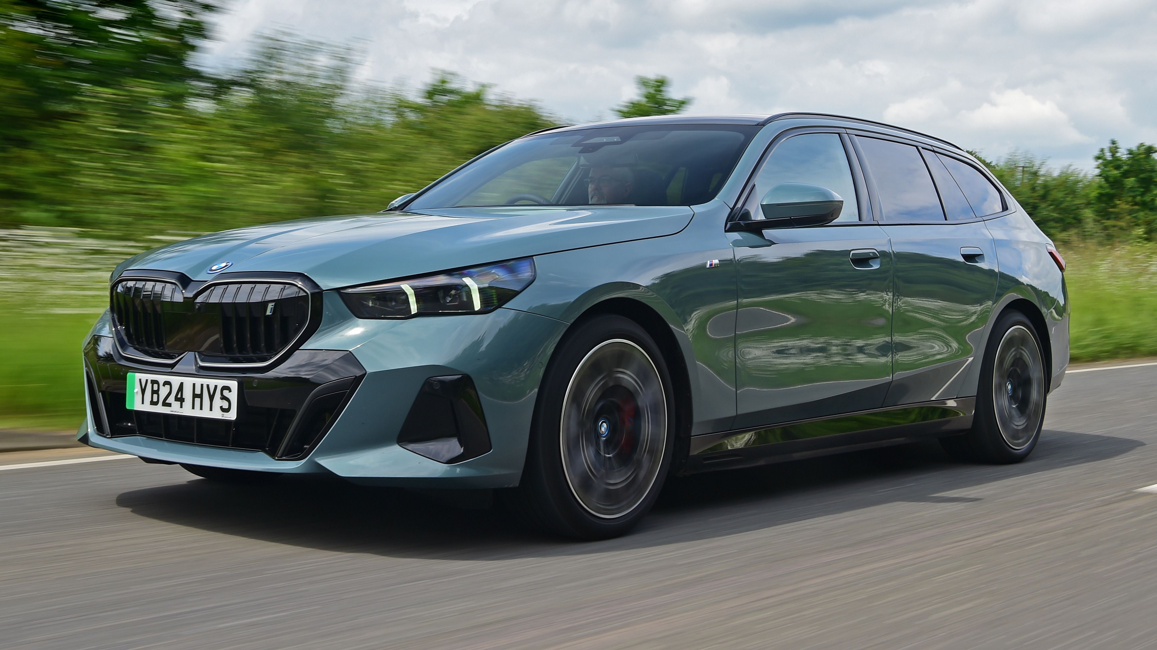 BMW i5 Touring Carbuyer