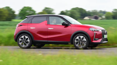 DS 3 E-Tense side profile