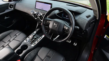 DS 3 E-Tense interior