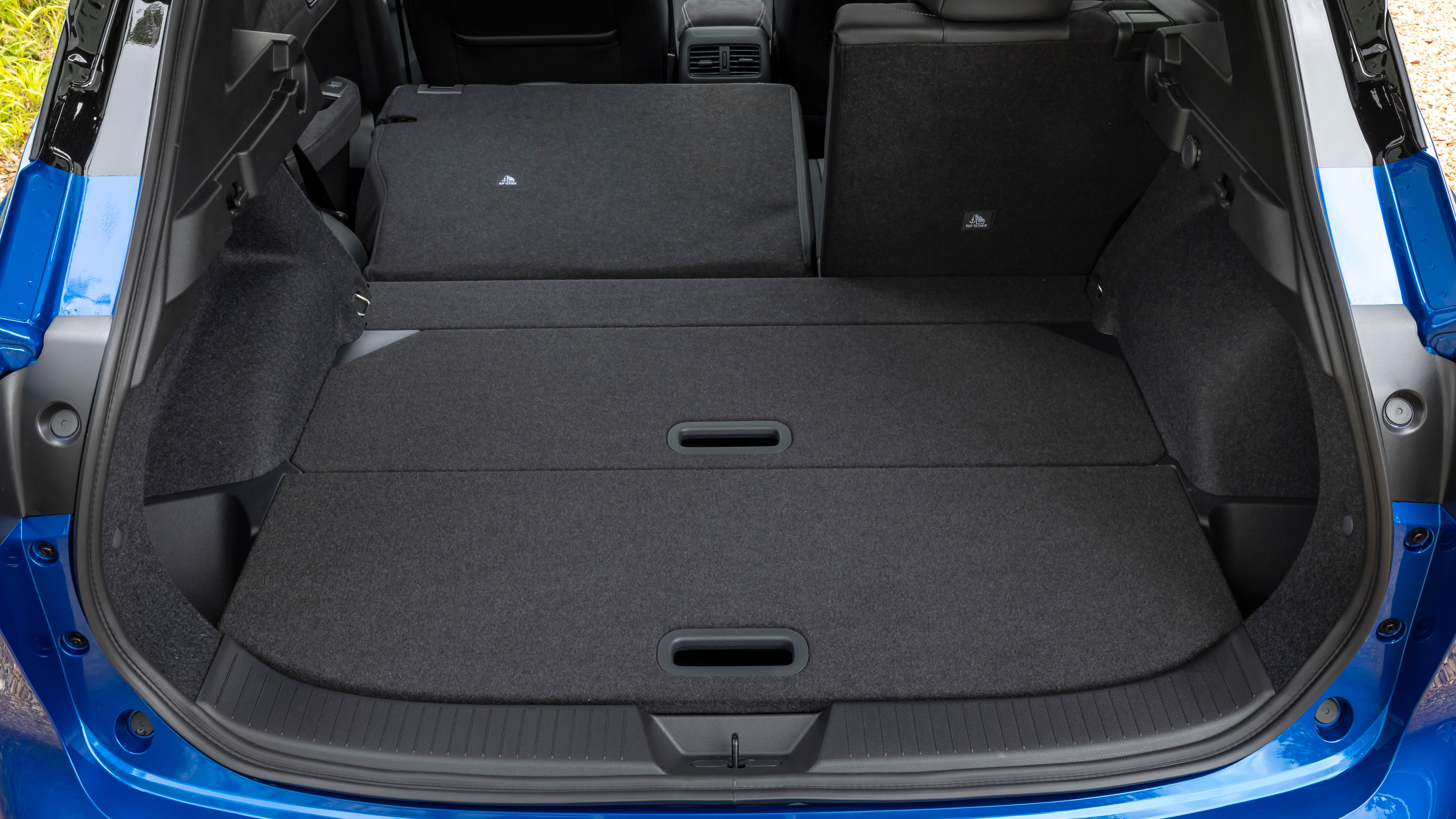 Nissan Qashqai boot seats down