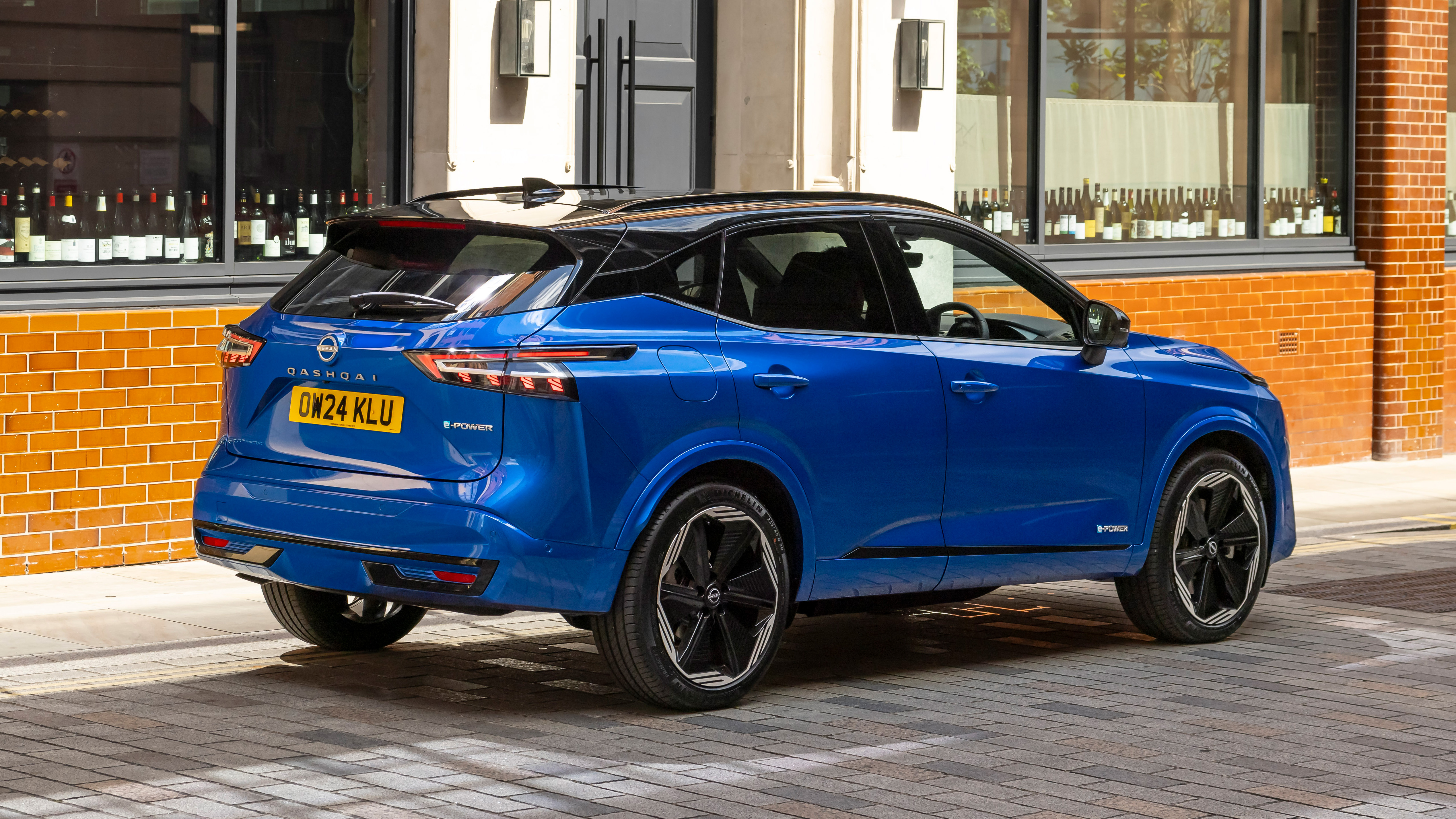 Nissan Qashqai parked