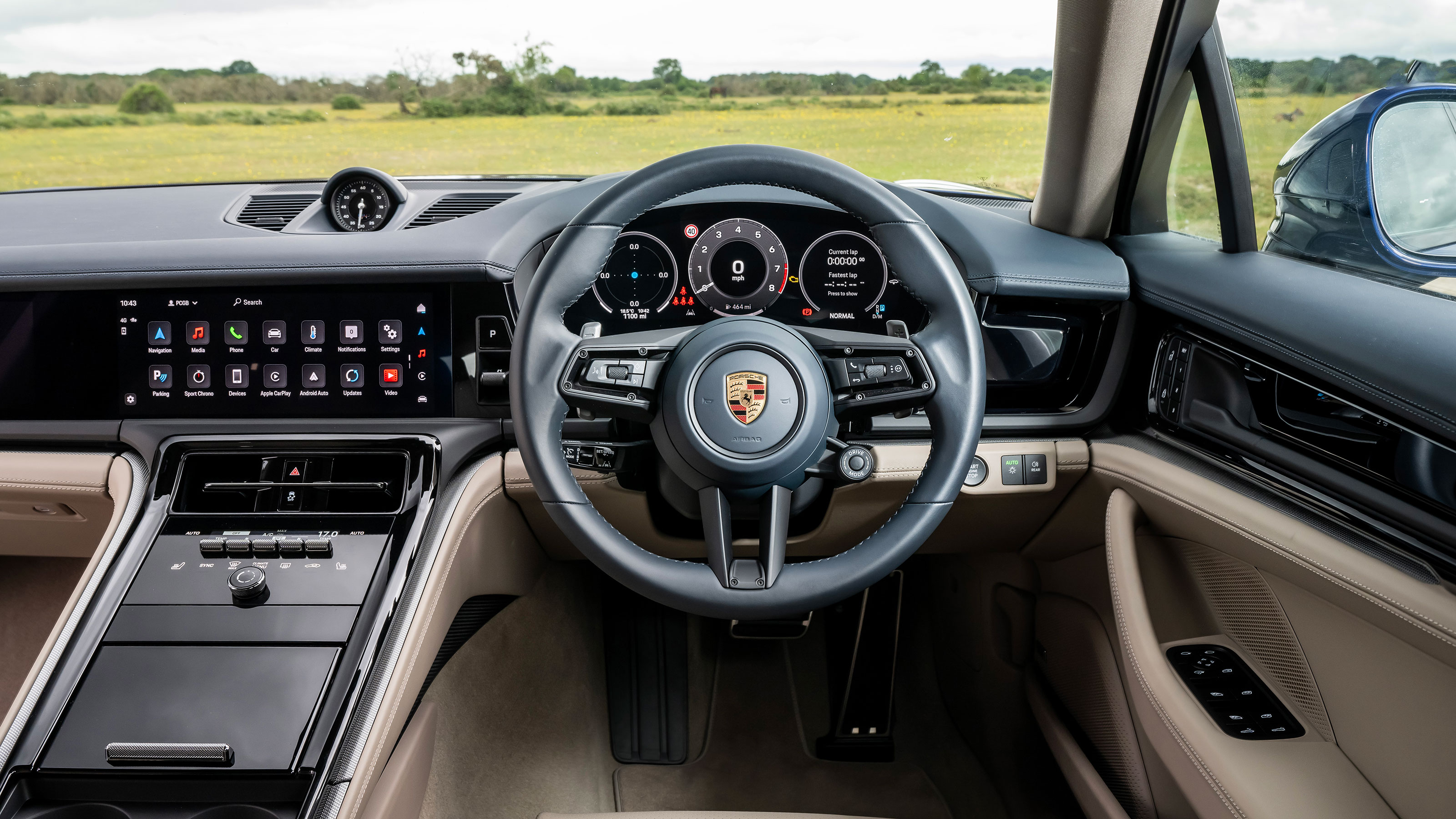 Porsche Panamera facelift interior