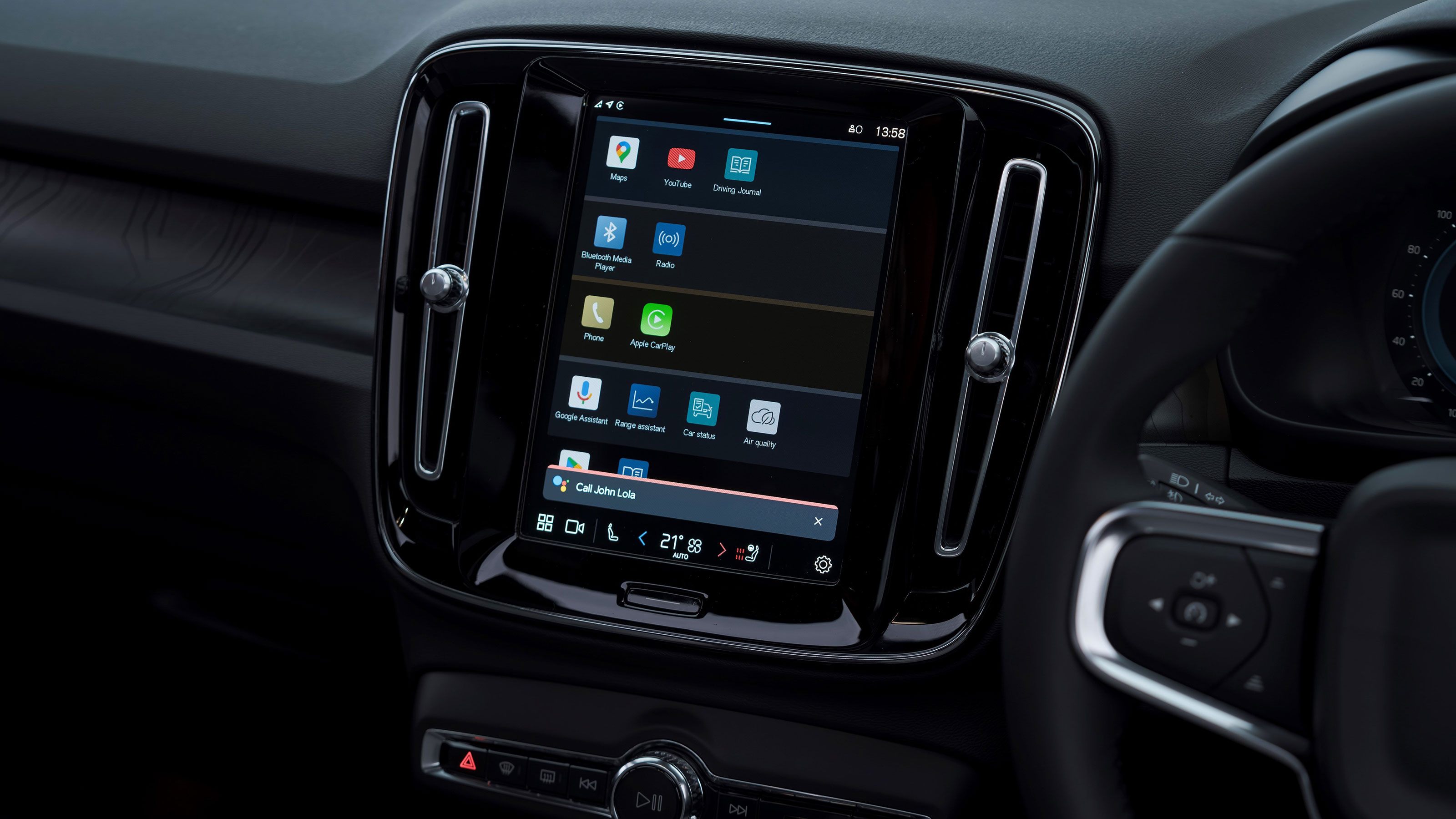 Volvo XC40/EX40 infotainment