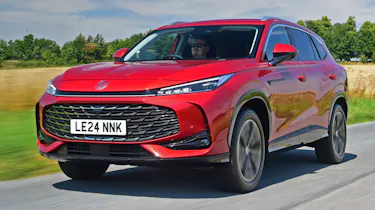 MG HS front quarter dynamic
