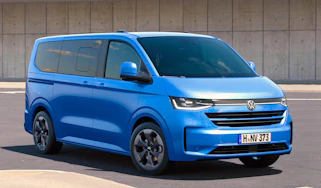 Volkswagen Caravelle front quarter
