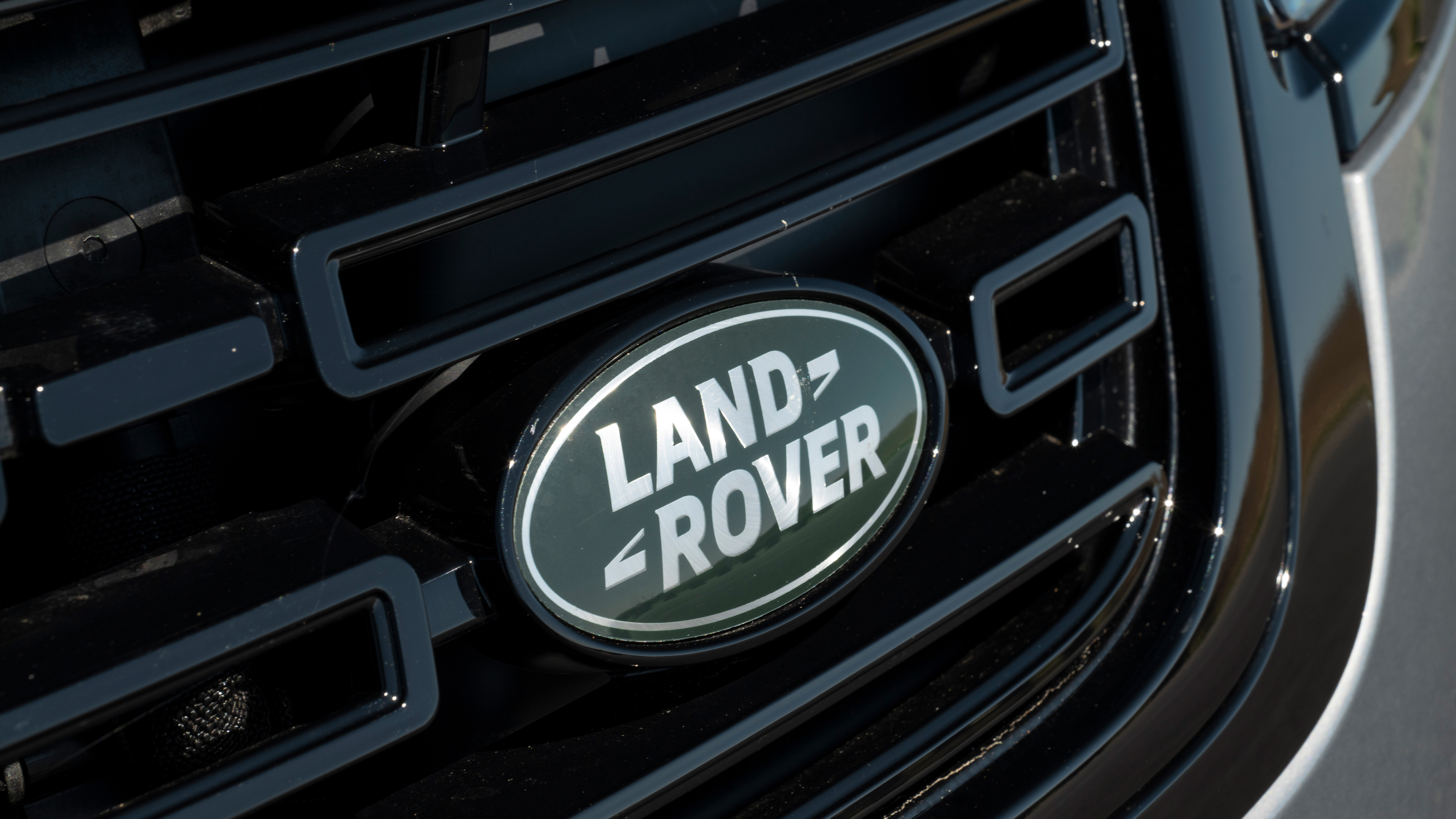 Range Rover Velar Land Rover logo