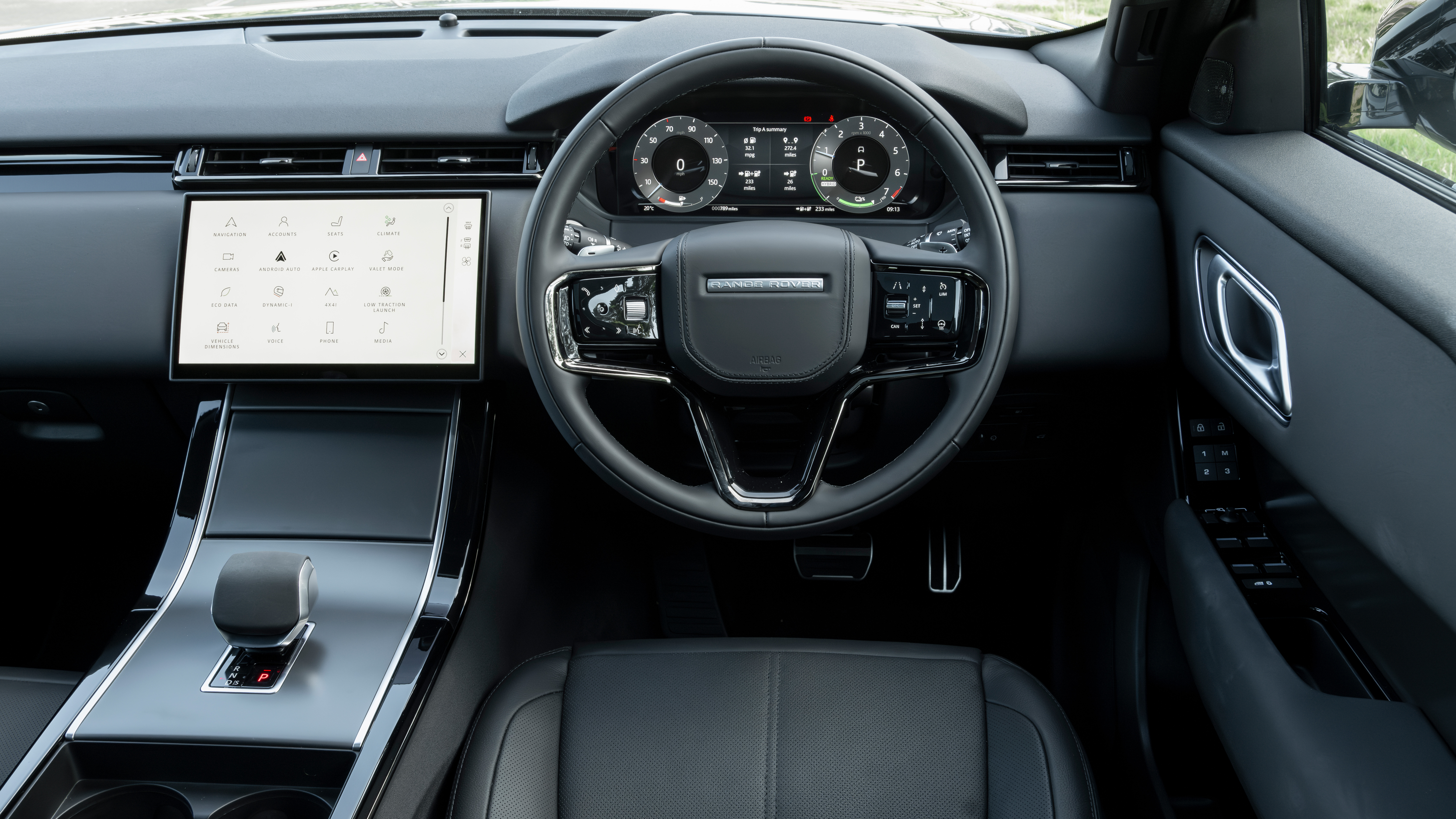 Range Rover Velar interior