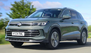 Volkswagen Tiguan front quarter driving