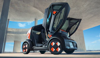 Mobilize Duo doors open