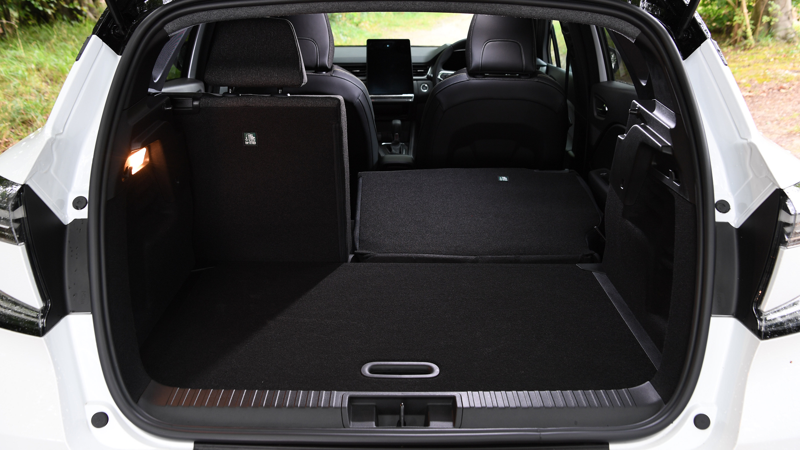 Renault Captur boot