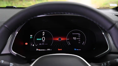 Renault Captur driver display