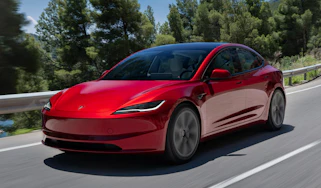 Tesla Model 3 Long Range RWD