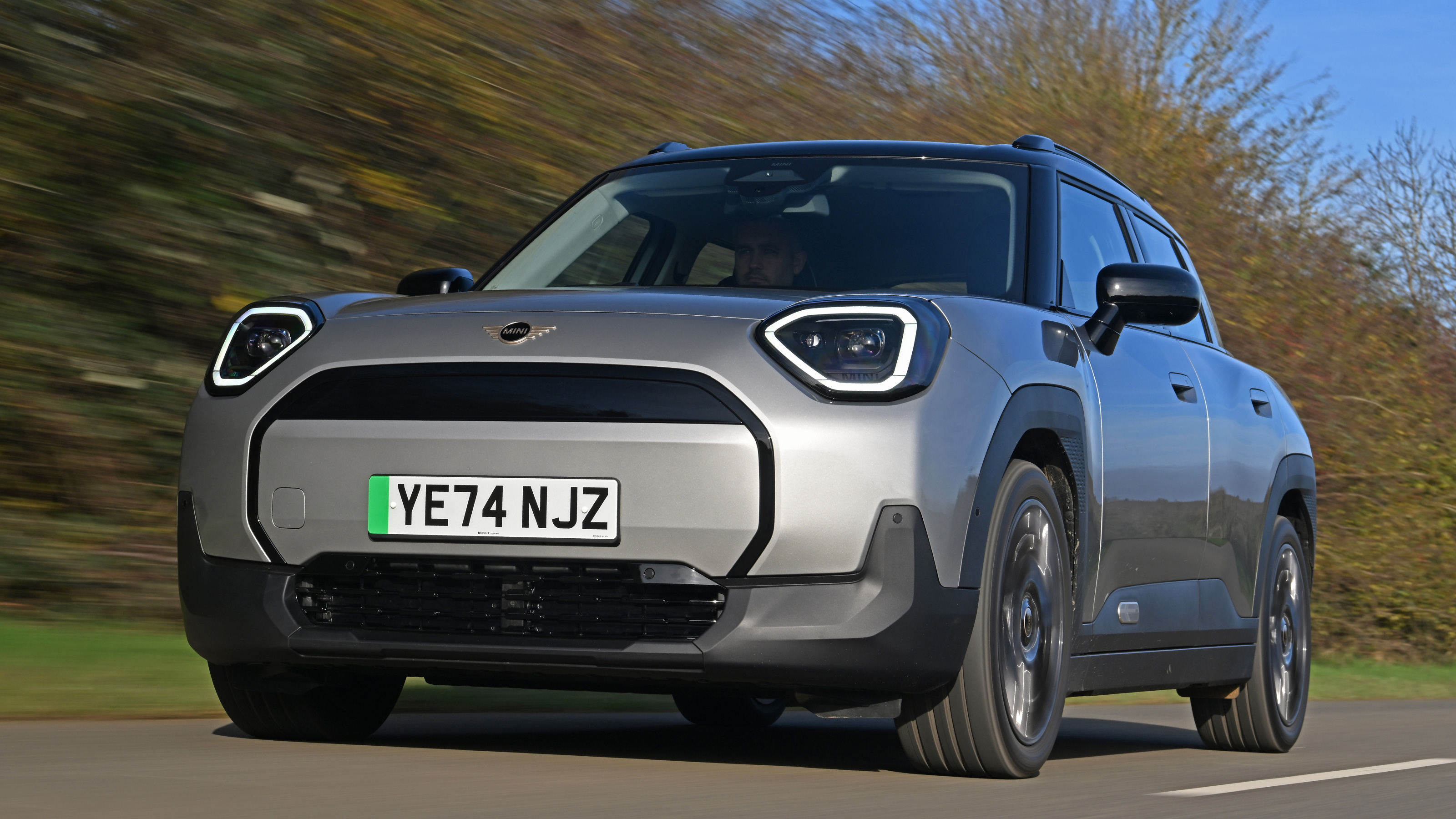 MINI Aceman E front quarter tracking